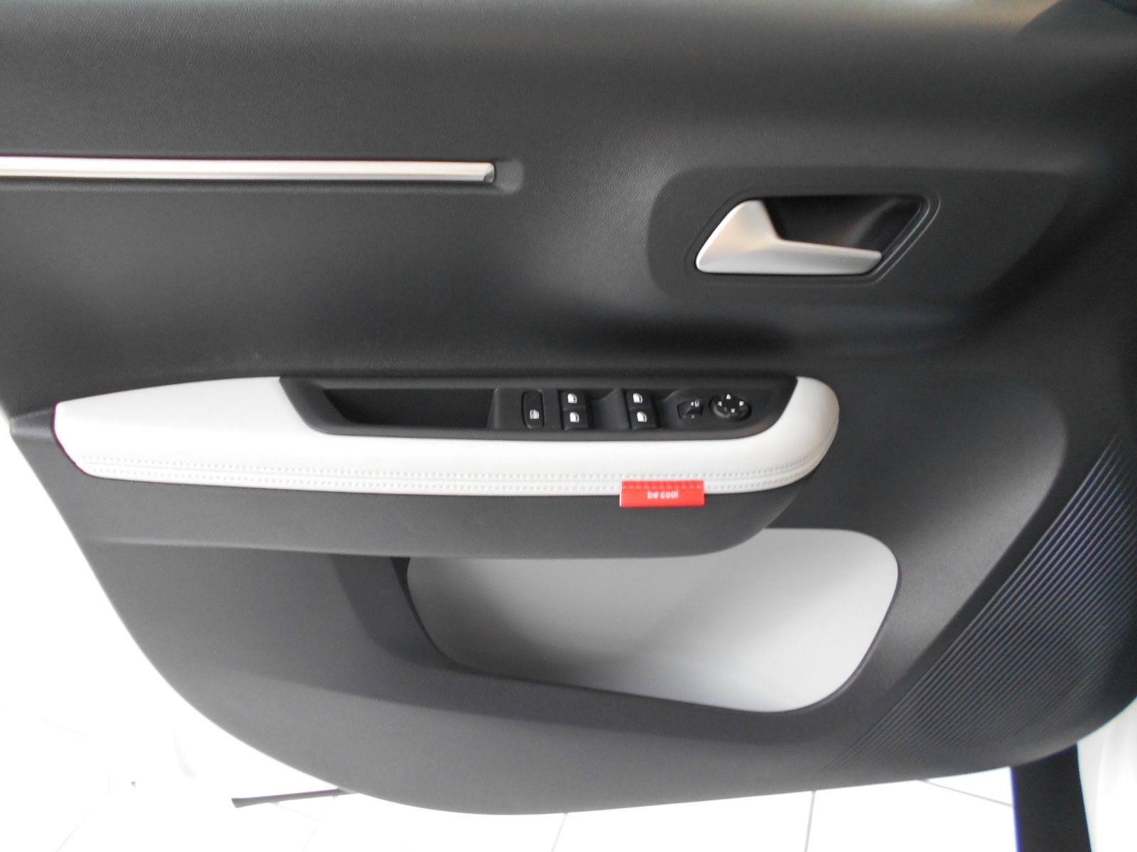 Fahrzeugabbildung Citroën C3 Aircross Hybrid 145 MAX