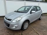 Hyundai i 20 - Hyundai i20 in Rostock