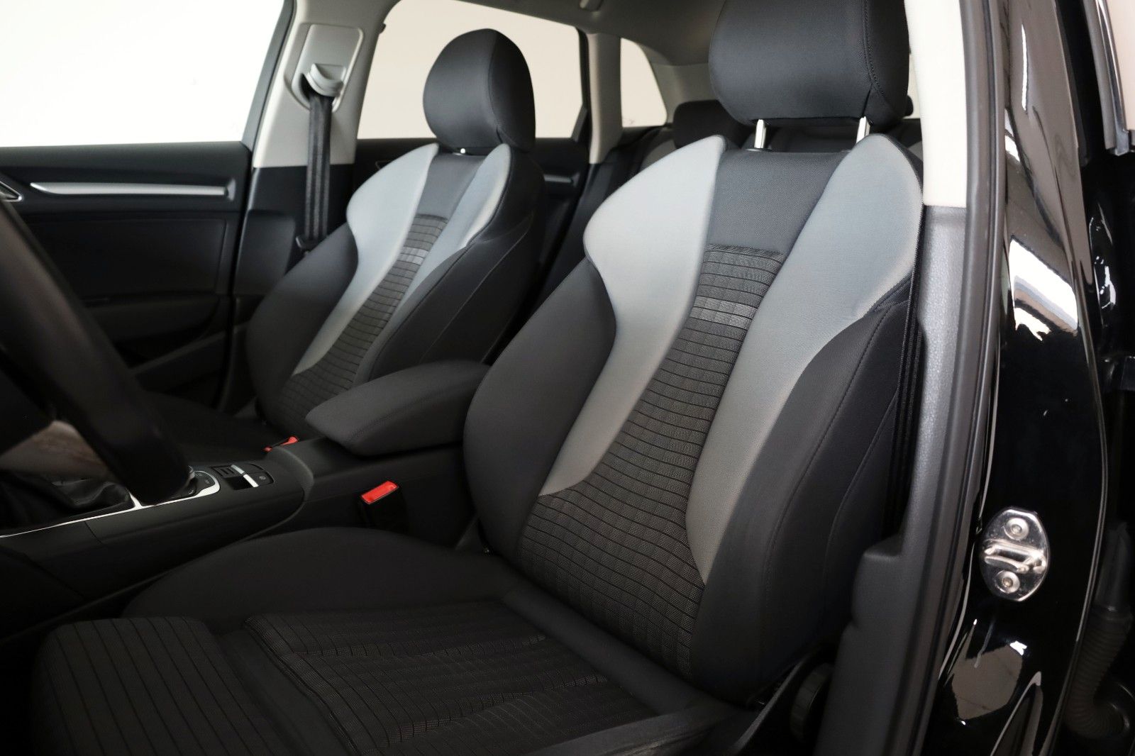 Fahrzeugabbildung Audi A3 SB Ambition ultra Navi,Xenon,SH,PDC,AHK