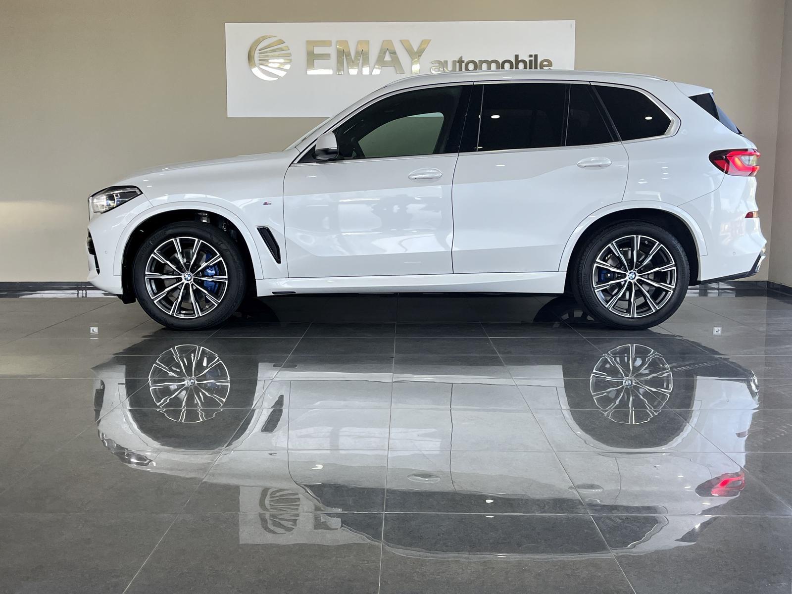 BMW X5 xDrive 30 d M Sport//P.Dach/Navi/LED/Leder/
