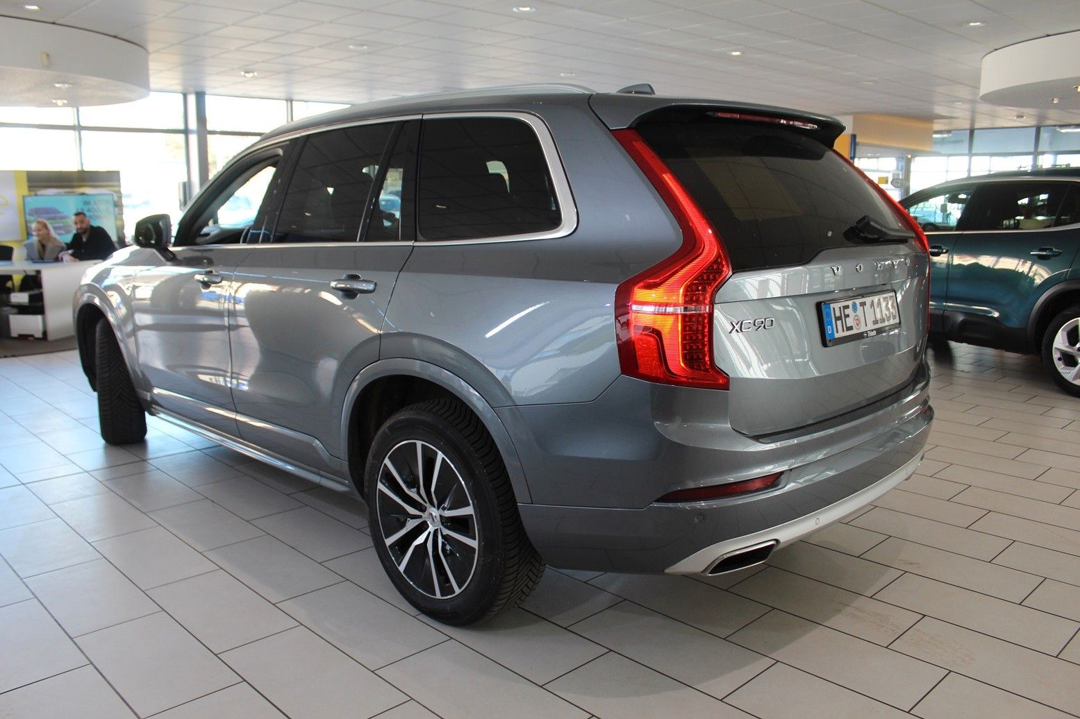 Fahrzeugabbildung Volvo XC90 Momentum Pro  AWD/4xSHZ/LHZ/PANO/LEDER/HUD