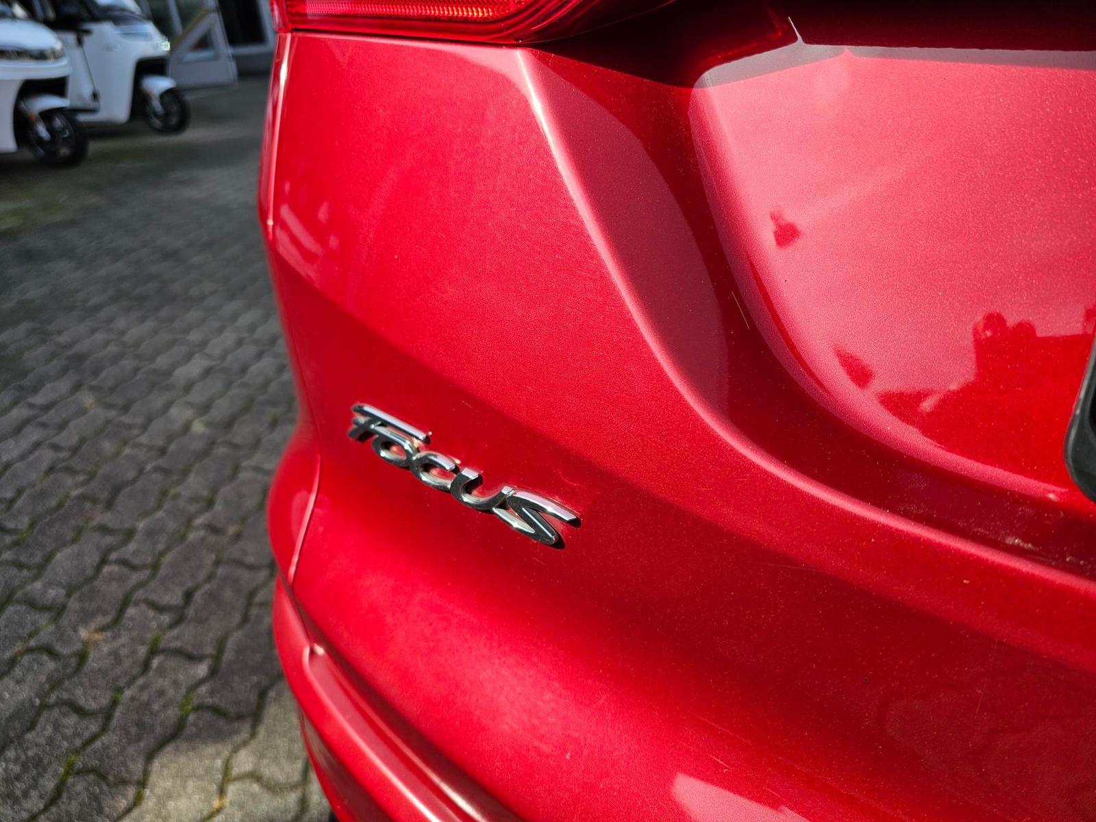 Ford Focus 2013 — photo 5