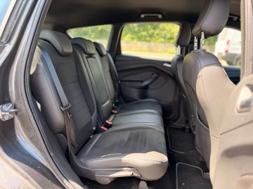 Ford Kuga - 11