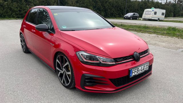 Volkswagen Golf VII Lim. GTI APR
