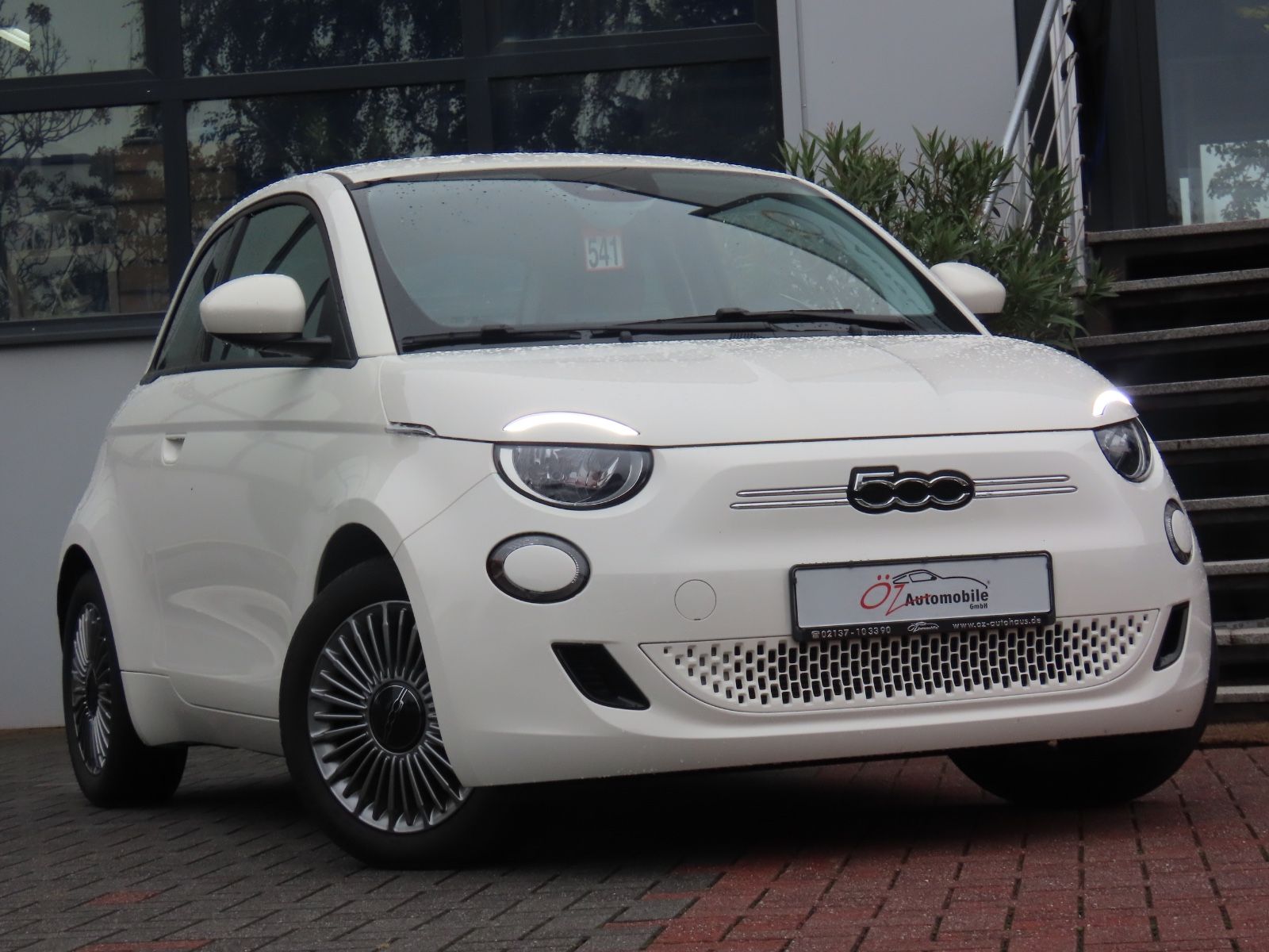 Fiat 500e 23,8 kWh Klimaauto. Navigation Kamera