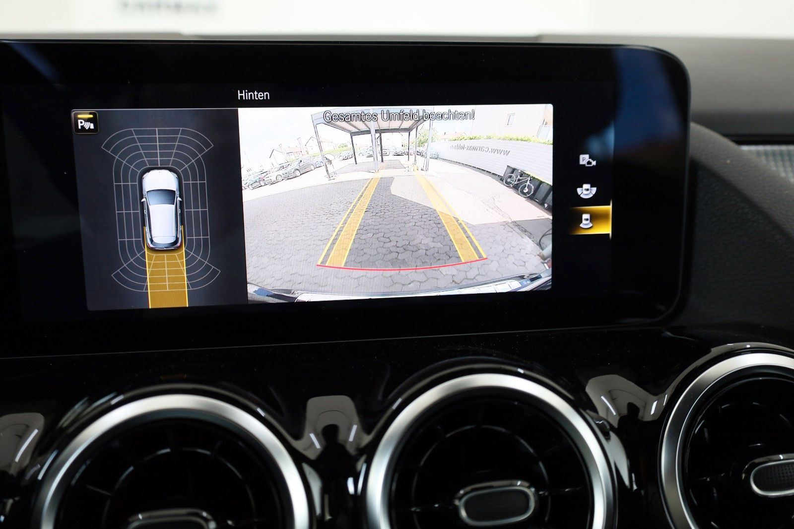 Fahrzeugabbildung Mercedes-Benz GLA 200 d Progressive,T.Leder,Navi,LED,Kamera