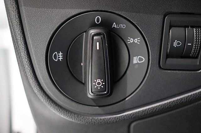 Polo Comfortline 1.6 TDI KLIMA NAVI SHZ BT USB Z