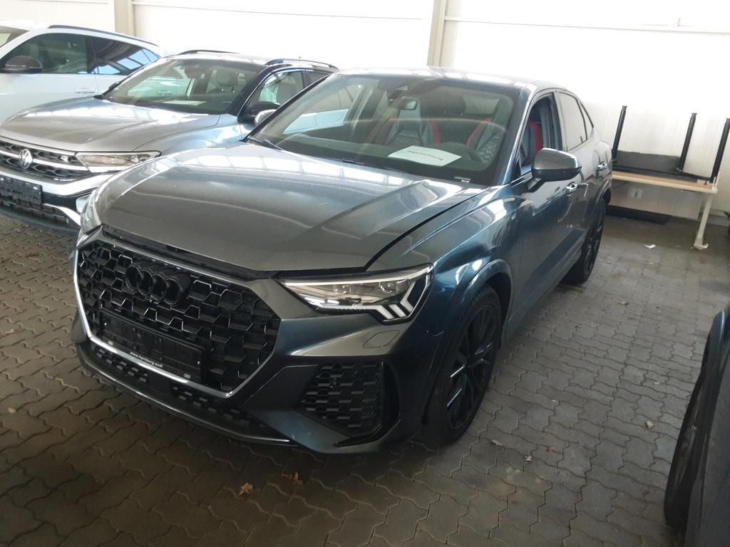 2023 Audi RSQ3