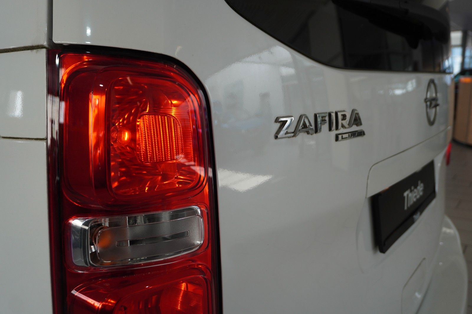 Fahrzeugabbildung Opel Zafira Life 2.0D EDITION "M" NAVI/KAMERA/HUD/AHK