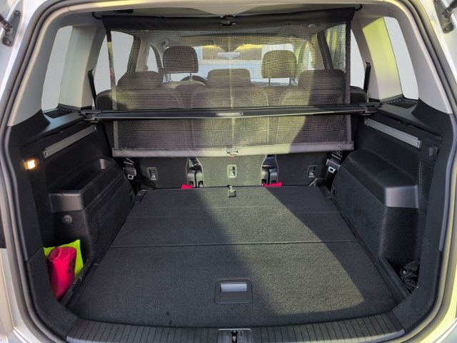 Touran 1.5 TSI Comfortline LED+NAVI+PANO+ACC+SHZ