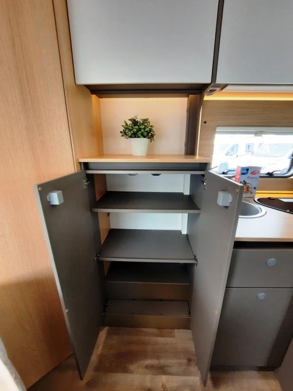 Fahrzeugabbildung LMC Tourer Lift H 630 Verfüg./Sparen Sie 17.161,- €