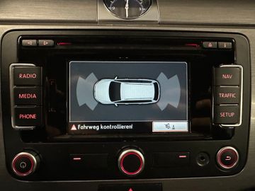 MYAUTOCENTER – Gebraucht- und Jahreswagen mit Werkstattservice in Pfaffenhofen Volkswagen Passat Variant Comfortline BlueMotion *AHK*Klima