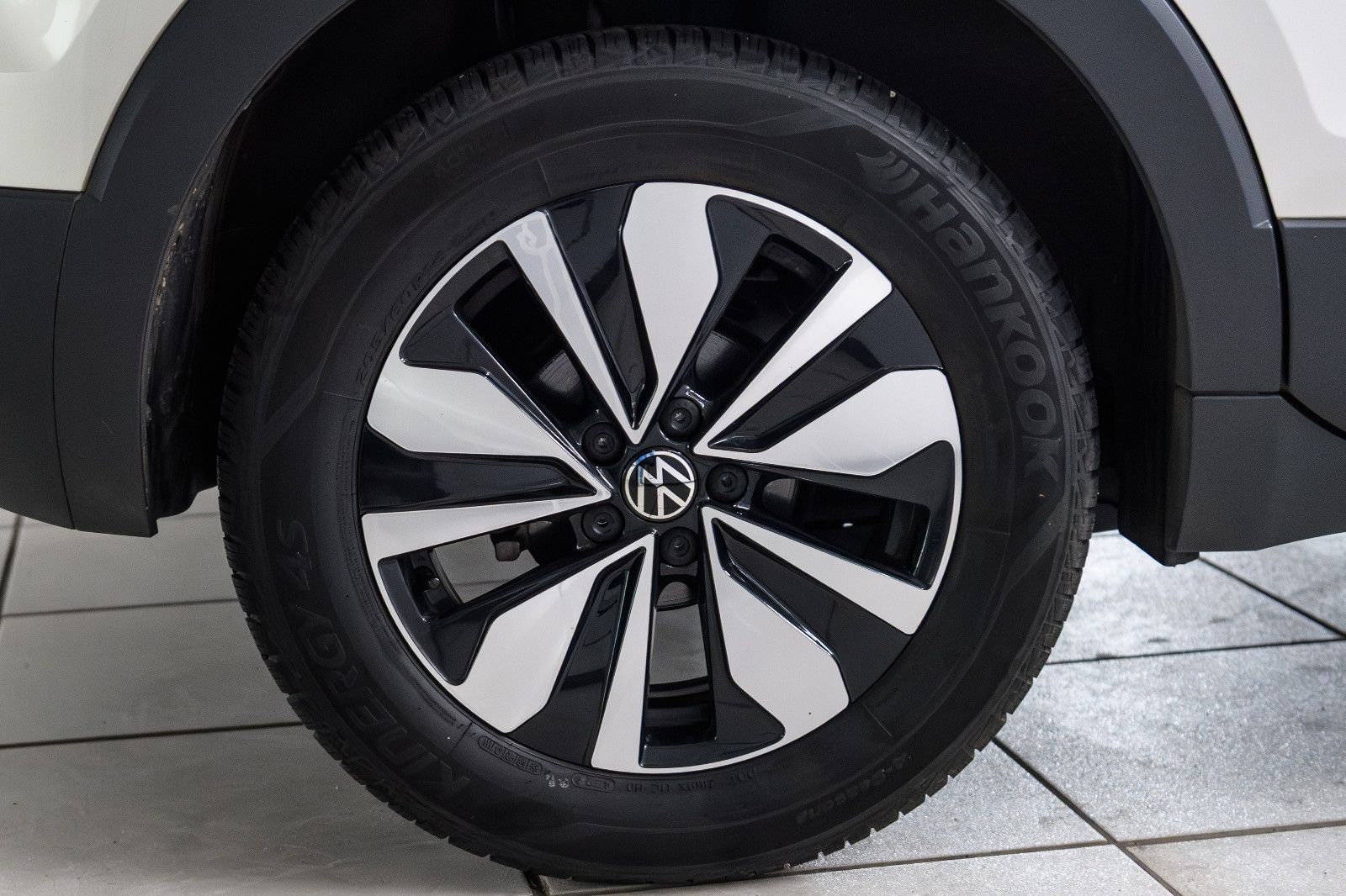 Fahrzeugabbildung Volkswagen T-Cross Move+AHK+GJR+NAVI+SHZ+ALU+ACC+DAB