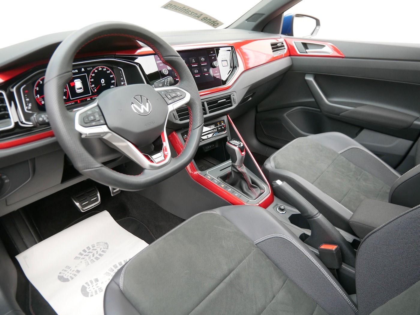 Fahrzeugabbildung Volkswagen Polo -VI 2.0 TSI GTI NEU43T DSG DACH MATRIX ACC