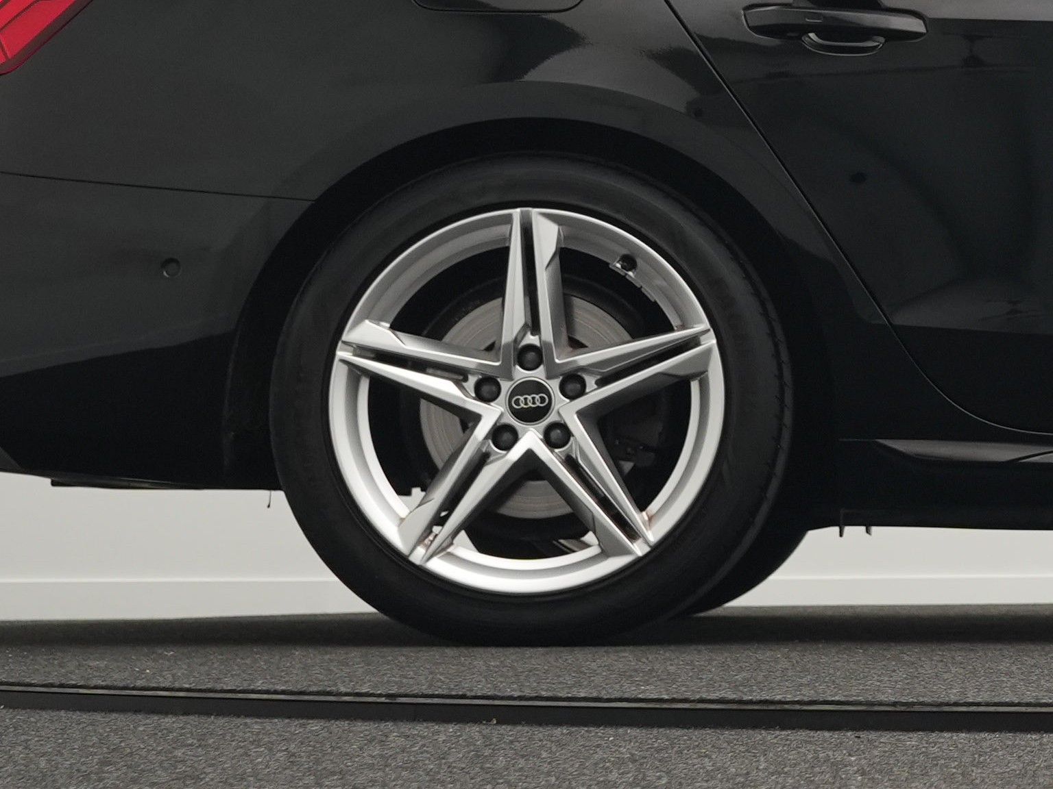 Audi A4 - Bild 49