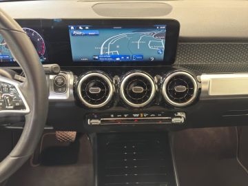 Mercedes GLB 200 - 9