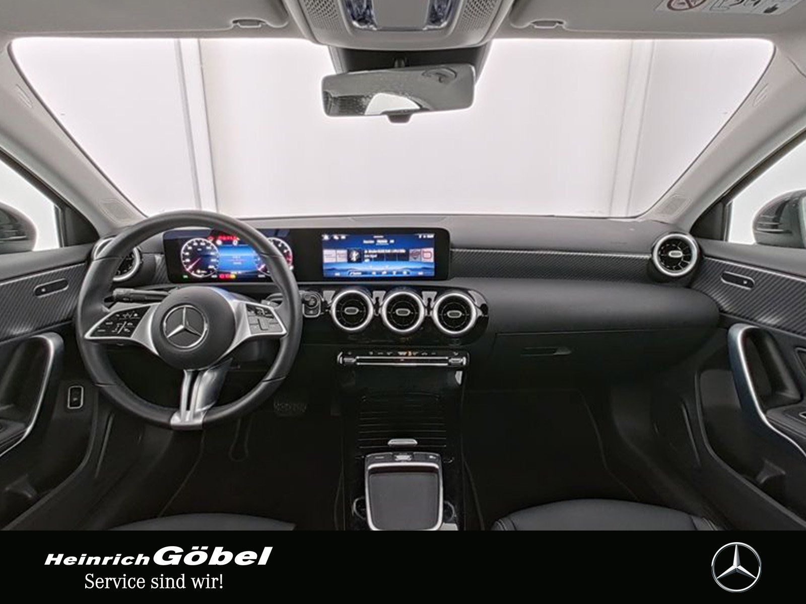 Fahrzeugabbildung Mercedes-Benz A 180 Lim. PROGRESSIVE+LED+KAMERA+NAVI+CARPLAY