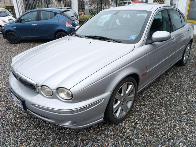 Jaguar - X-Type - 3.0 V6 24V Executive Automatica unipr