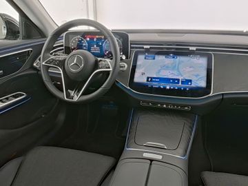 Mercedes E 220 - 6