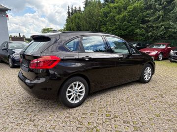 BMW 216 - 5