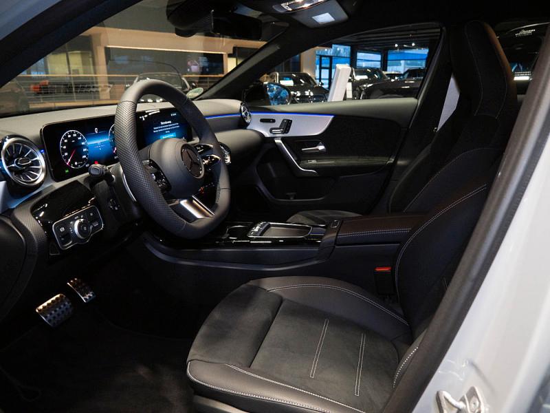 Mercedes-Benz A-Class d Kompaktlimousine Mercedes-Benz A 200 d A, миниатюра 12
