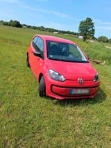 Volkswagen verkaufe VW UP  20 euro Steuern - mit Benzin-Antrieb: Steuern