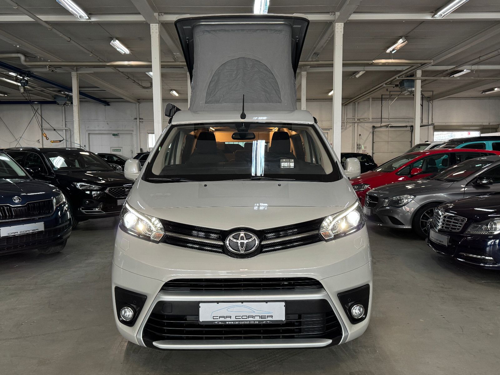 Fahrzeugabbildung Toyota DETHLEFFS CROSSCAMP FLEX 7-SITZER AUFSTELLDACH
