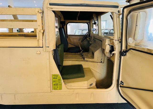 Fahrzeugabbildung Hummer Humvee H1 M998 mit TÜV/H und deutschen Papieren