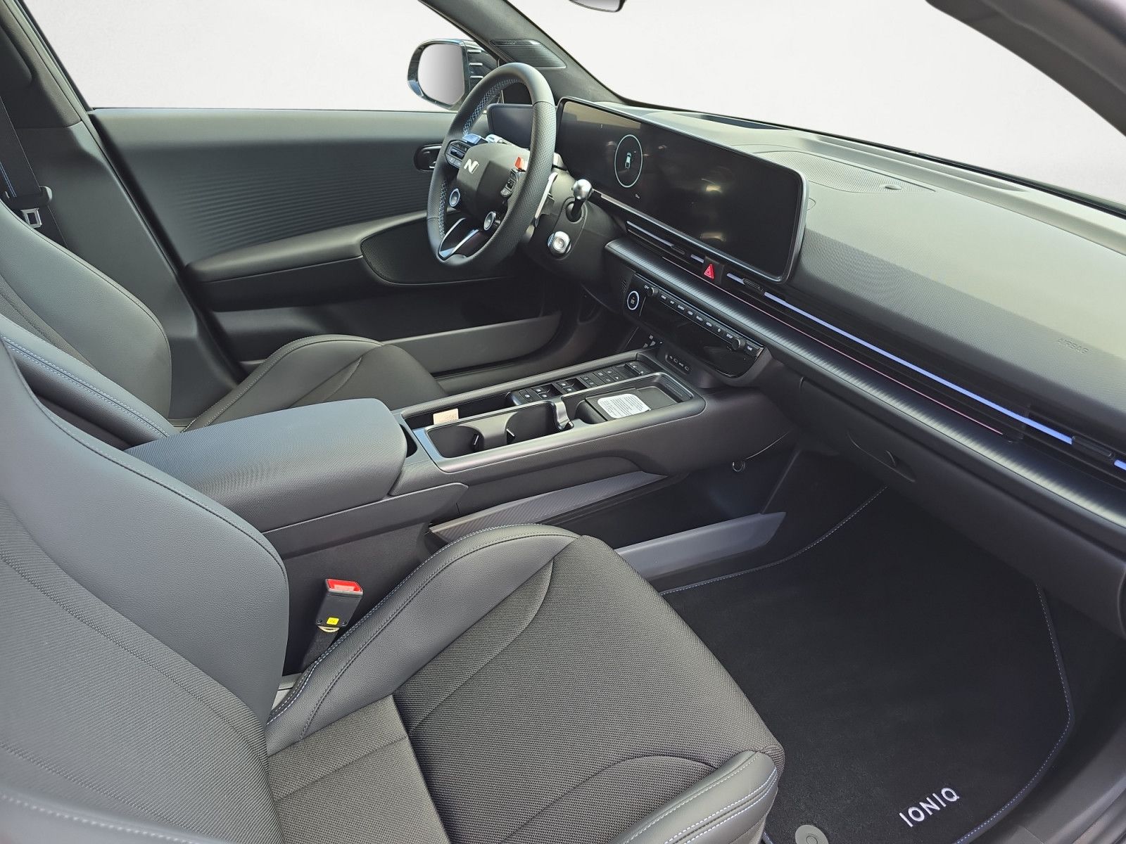 Hyundai IONIQ 6 – Bild 13