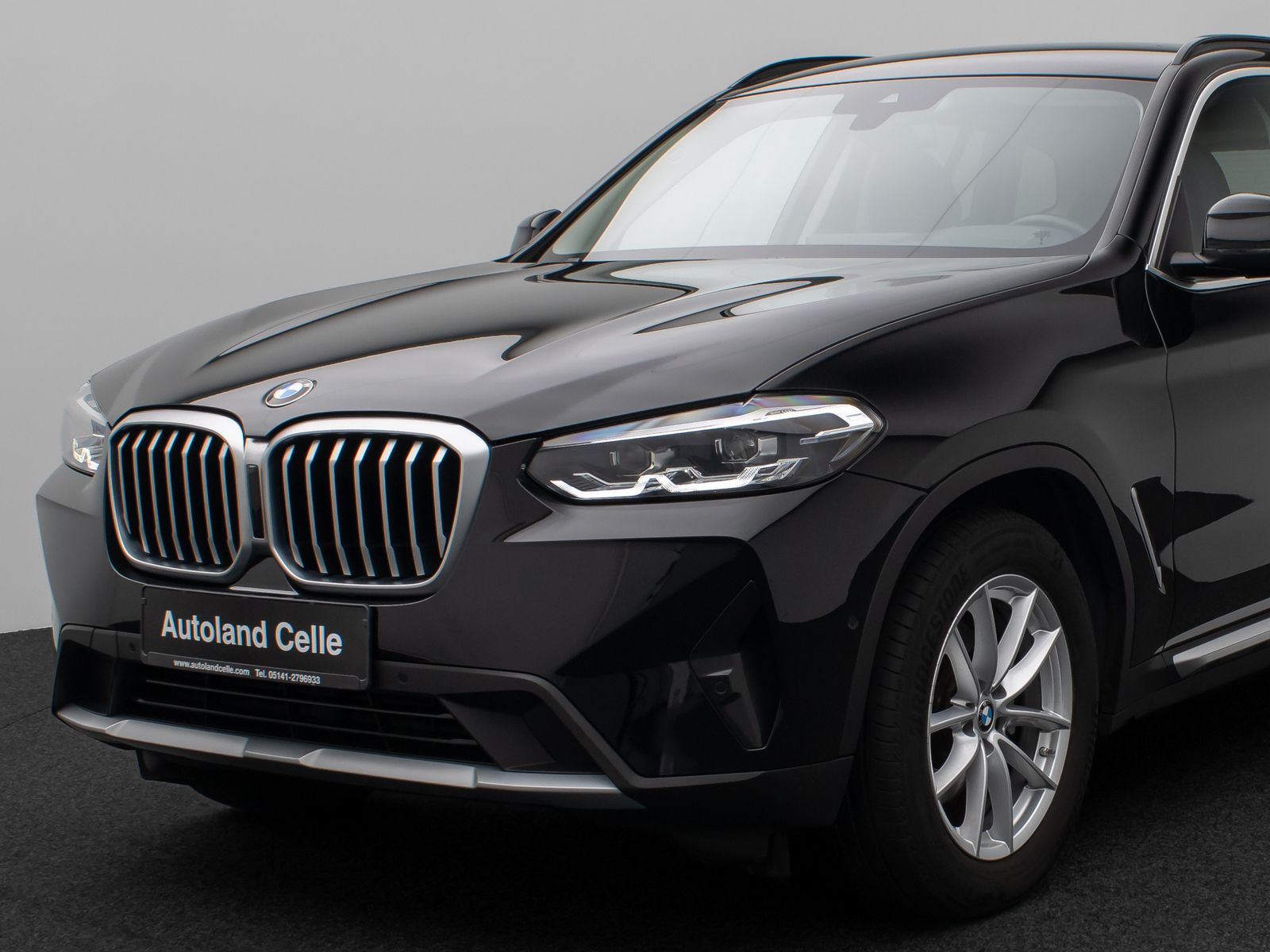 Fahrzeugabbildung BMW X3 xD20d KameraDAB HiFi Leder Alarm Sport 18Zoll