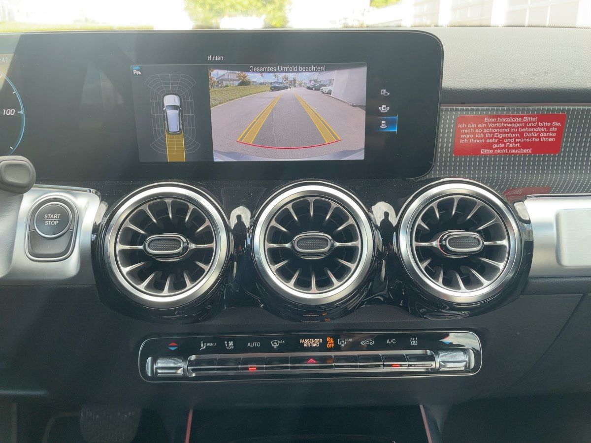 Fahrzeugabbildung Mercedes-Benz EQB 250 Progressive /Night/Totw/Navi/MBUX/PDC/LM