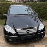 Mercedes-Benz A 170 AVANTGARDE - 1.Hand- nur 50.000 km 