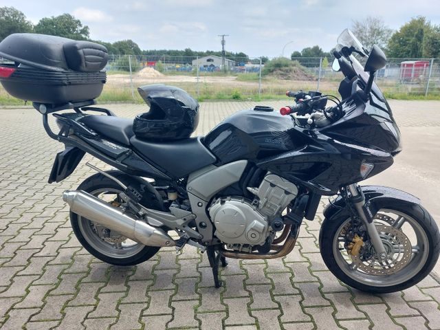 Honda CBF1000a (Tüv bis 04.2026!)