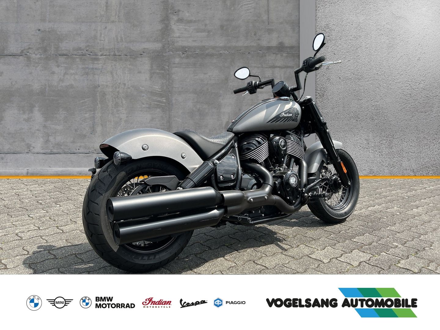 Fahrzeugabbildung Indian Chief Bobber Dark Horse, Blinkerumbau, Lenkerumb