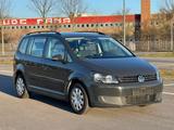 Volkswagen Touran Trendline Servo Klima** - VW Touran Gebrauchtwagen in Bochum