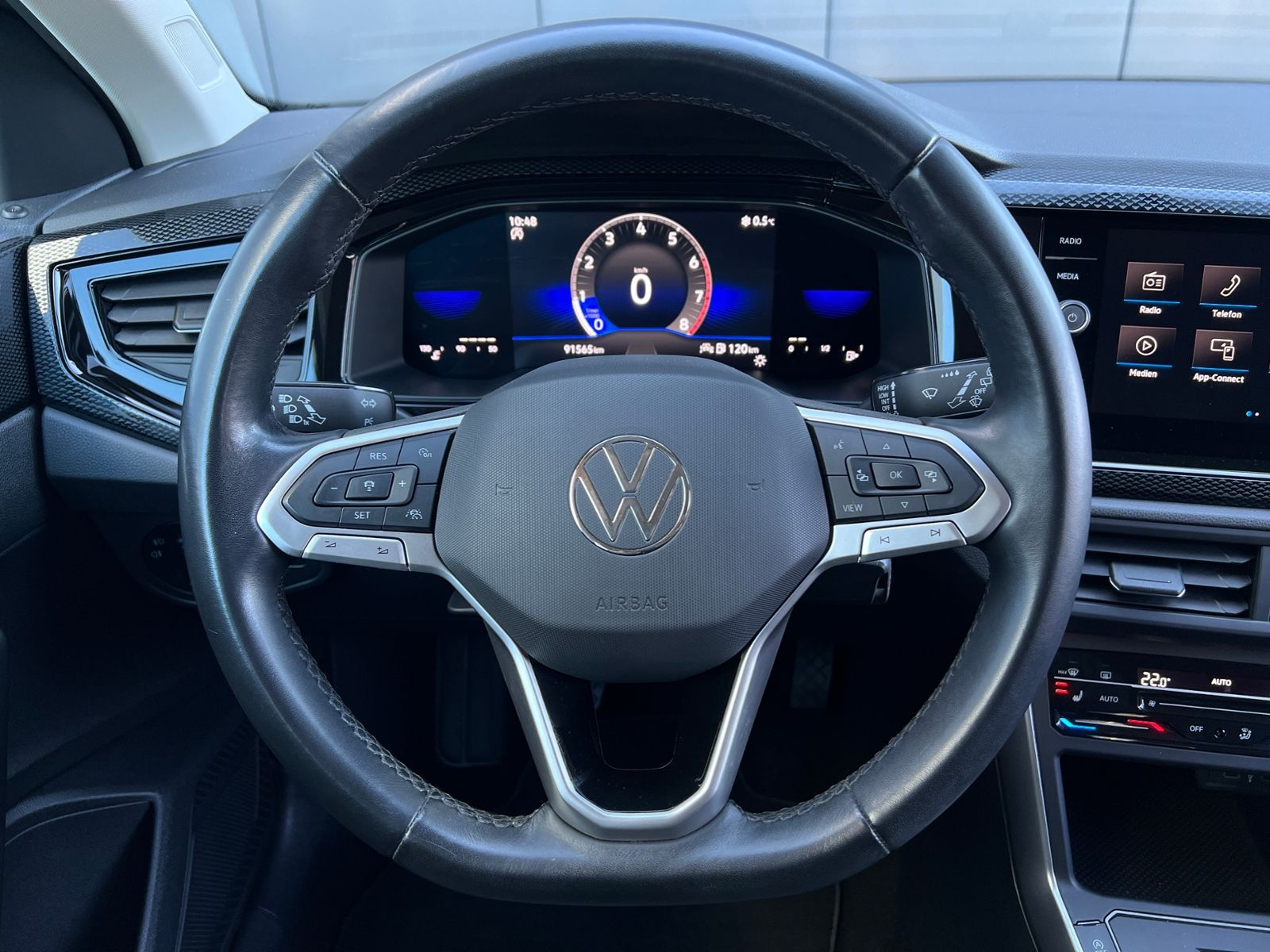 Fahrzeugabbildung Volkswagen Polo 1.0 TSI Life *AppConnect, Sitzheizung, ACC*