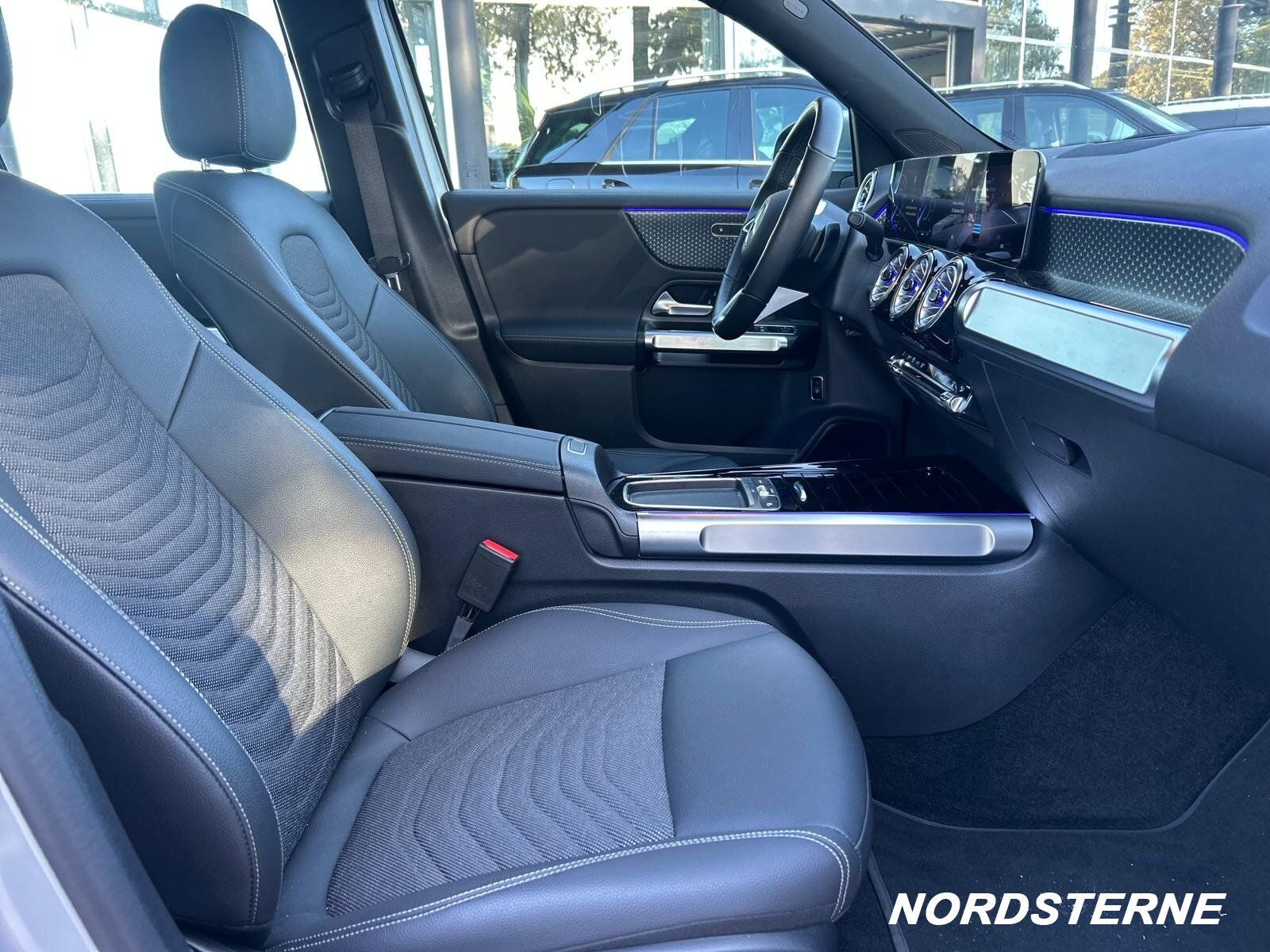 Mercedes-Benz EQB 350 4MATIC PROGRESSIVE AHK KAMERA LEDKlima foto 17