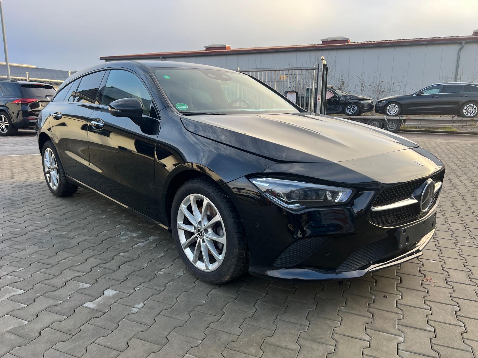 Mercedes-Benz CLA Shooting Brake CLA 200 d