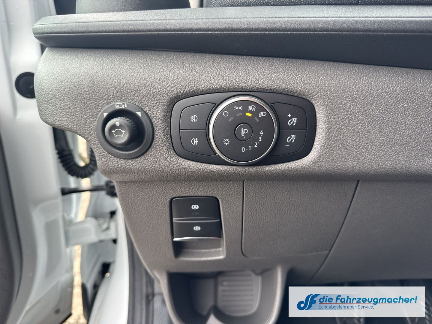 Fahrzeugabbildung Ford Transit Kasten 350 L3 Trend Navi 360 Kamera Klim