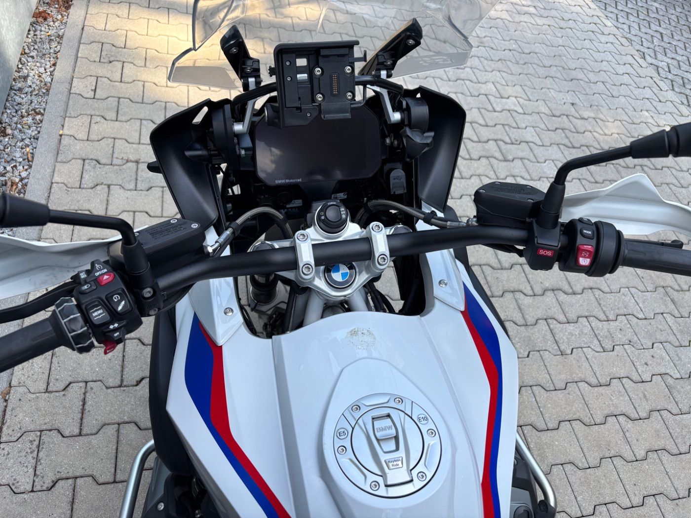 Fahrzeugabbildung BMW R 1250 GS Rallye Tieferlegung 4 Pakete