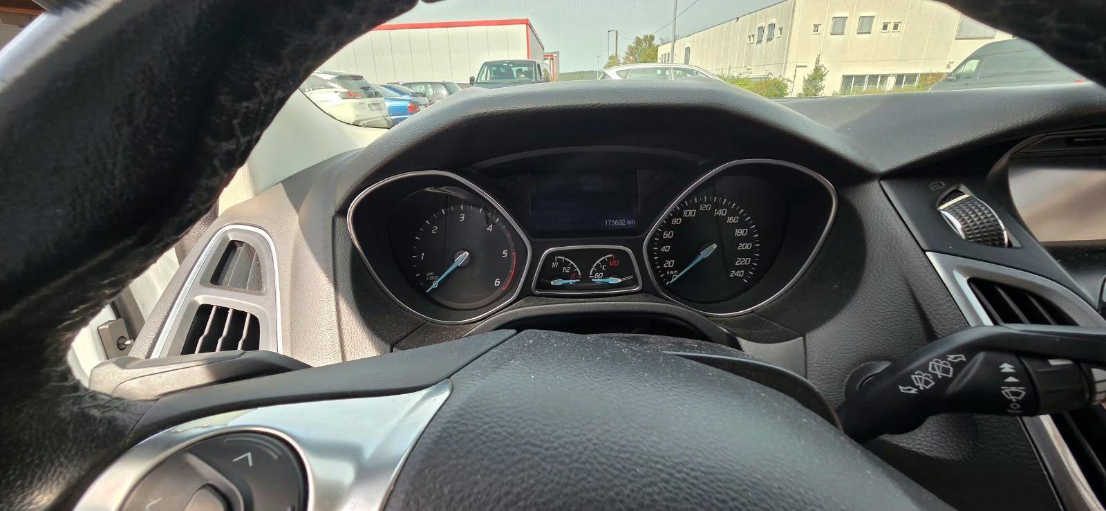 Ford Focus 2013 — photo 6