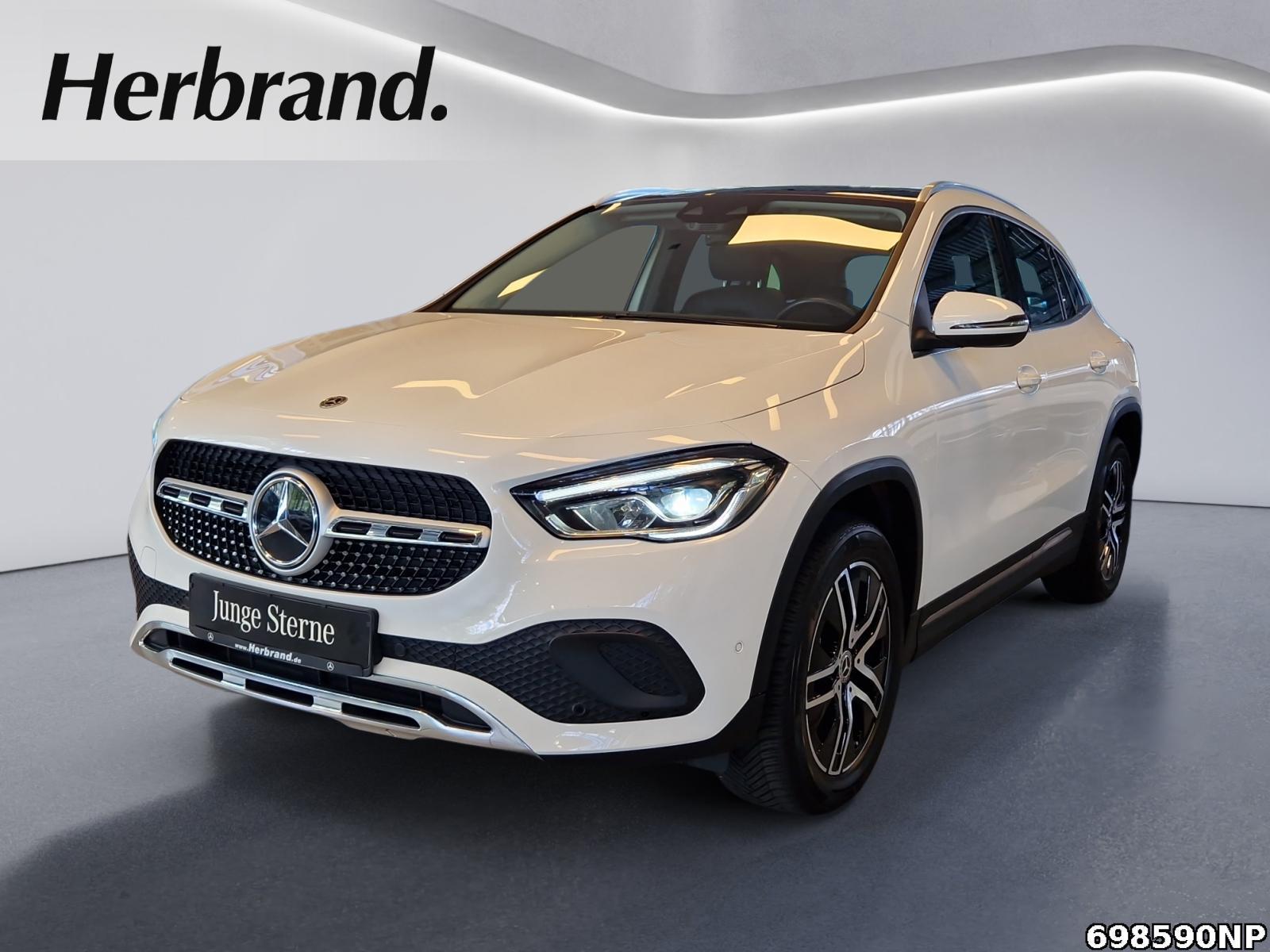 Mercedes-Benz GLA 220 d Progressive  AHK Panorama LED Kamera