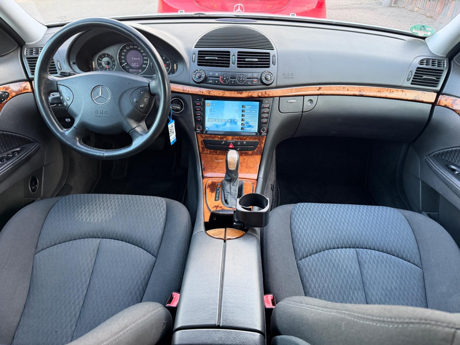 Mercedes-Benz E 220 CDI Limousine Automatik "Elegance"TÜV NEU