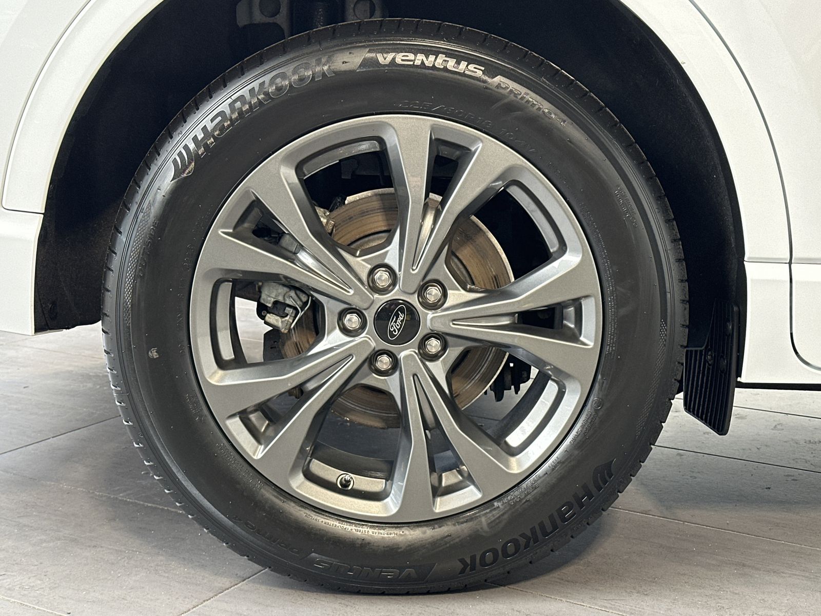 Fahrzeugabbildung Ford Kuga 2.5 PHEV ST-Line NAV+LED+KAMERA+DAB+18ZOLL