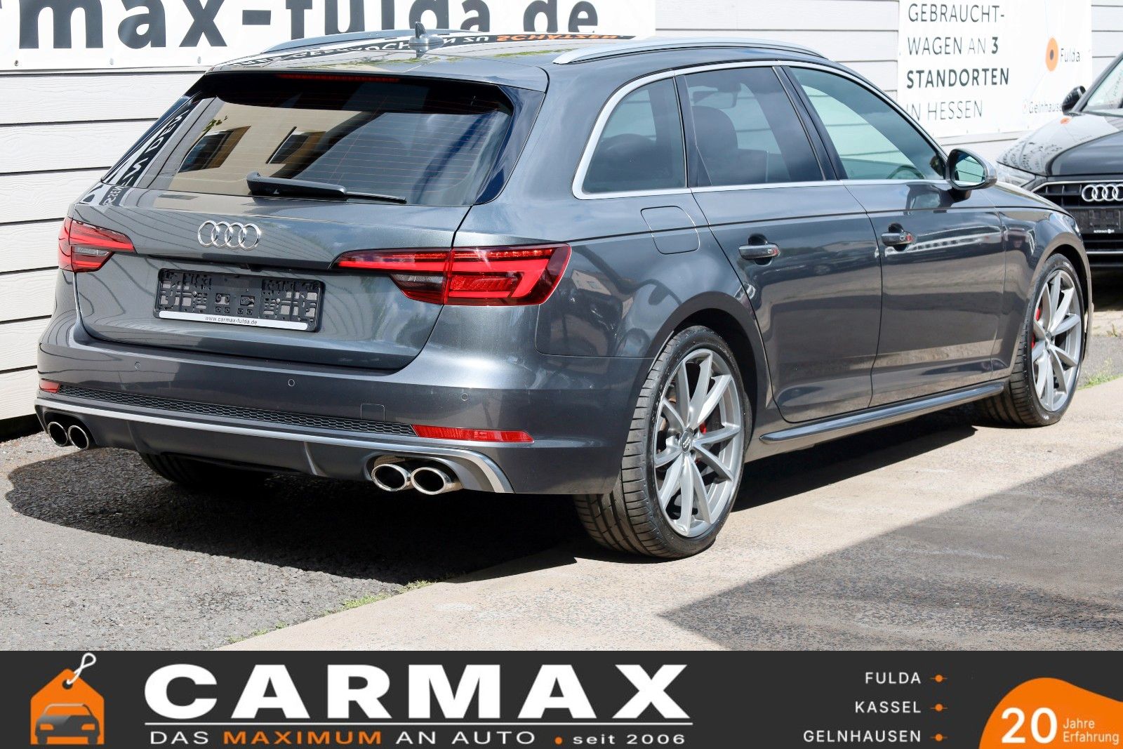 Fahrzeugabbildung Audi S4 Avant 3.0 TFSI quattro TLeder,Navi,Kamera,AHK
