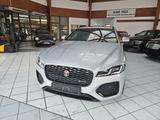 Jaguar XF D200 R-Dynamic AWD BlackPack Meridian AHK 19Z - gebrauchte Jaguar XF aus dem Jahr 2022