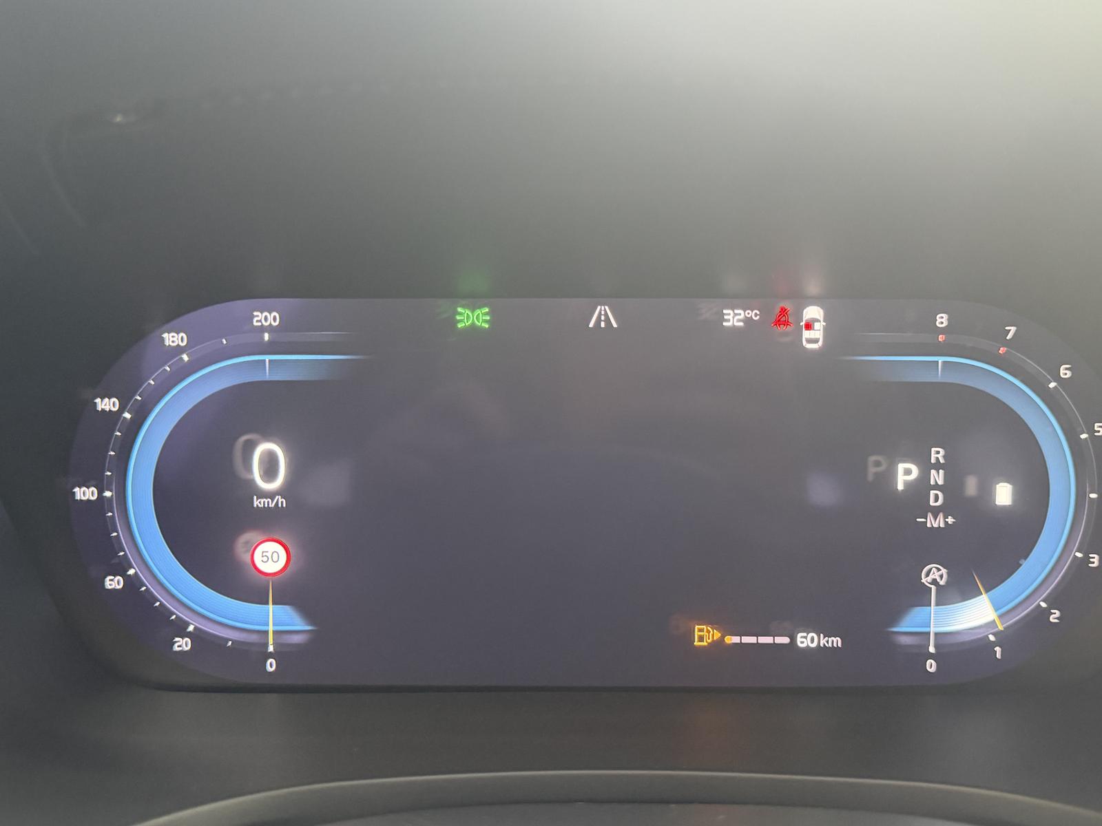 Volvo V60 Core LED ACC Virtual-Cockpit Rü-Kamera Navi