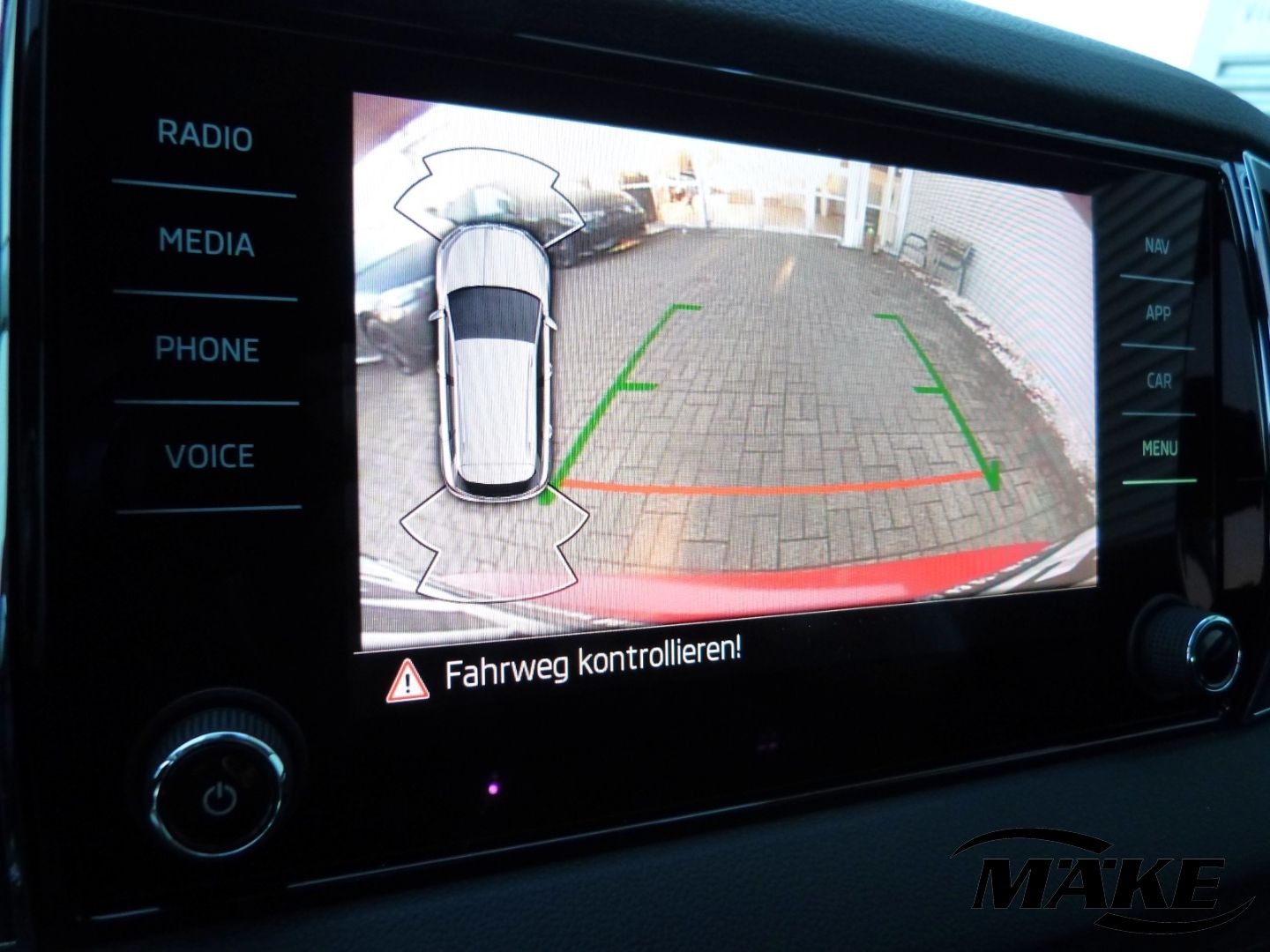 Karoq 2.0 TDI DSG, 4x4, LED, AHK, ACC, Standheiz