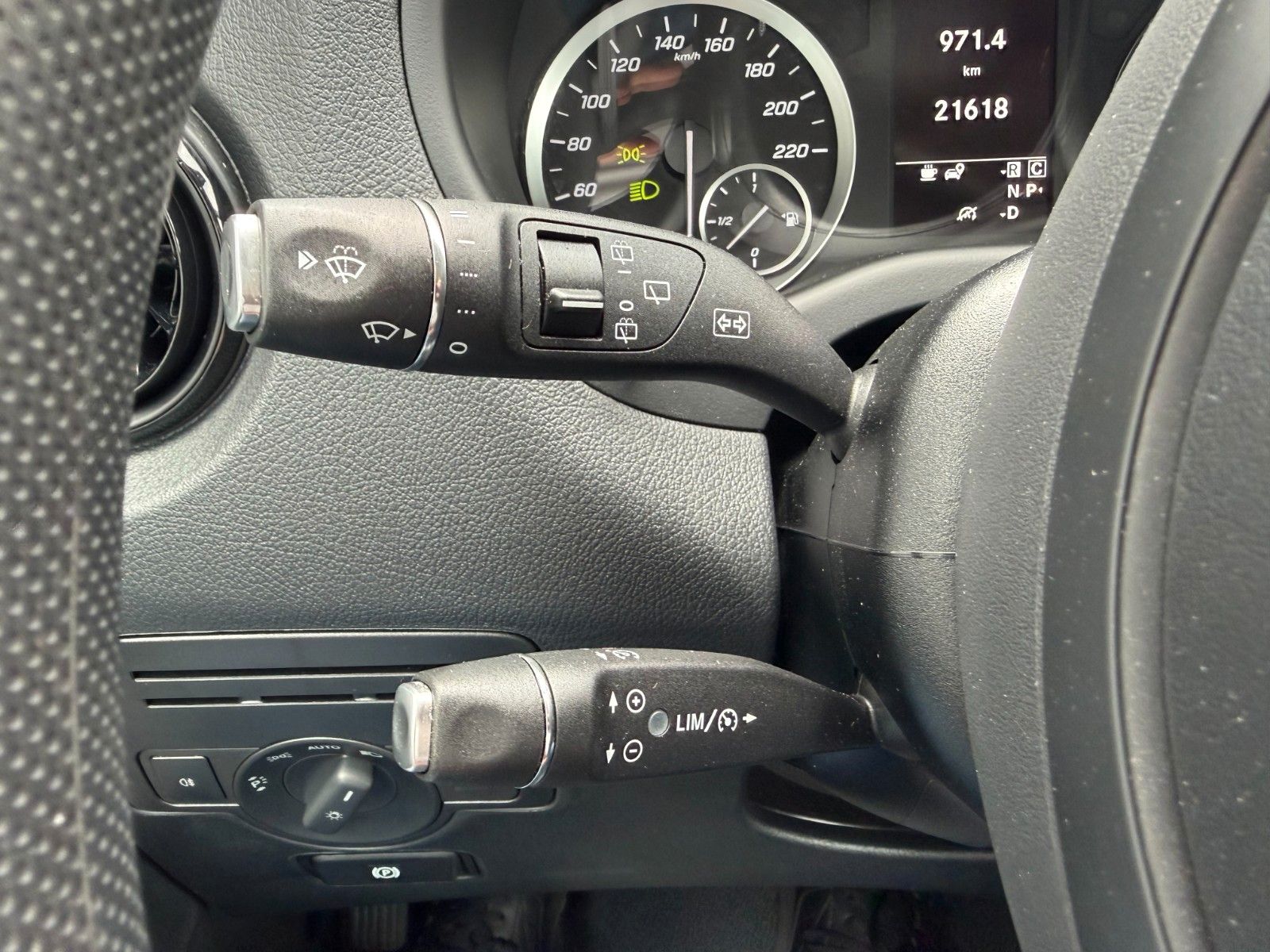 Fahrzeugabbildung Mercedes-Benz Vito 114 CDI Tourer Extral 9G Klima Kamera