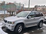 BMW x5 e53 2002 - BMW 2002 mit Benzin-Antrieb: Automatik